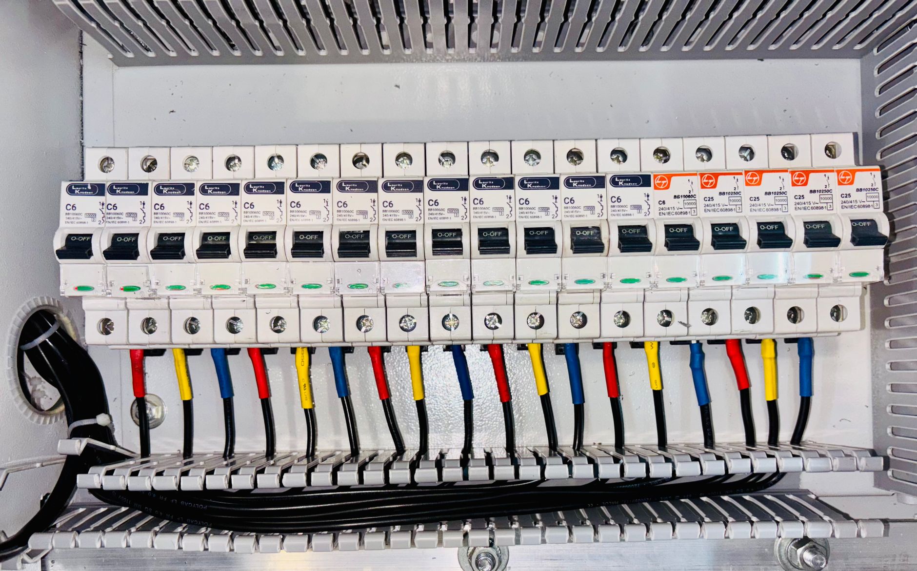 FID sklopka 40 A / 30 mA, 4-polna
